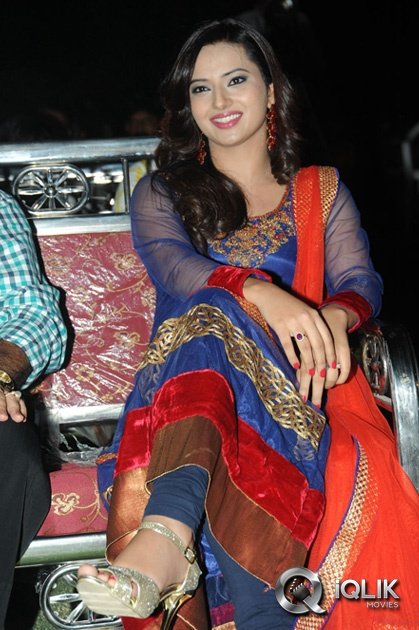 Isha-Chawla-at-Jump-Jilani-Movie-Audio-Launch